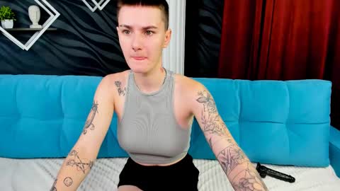 Snapshot of lindabryantt chatting on February 23, 10:06 am lindabryantt online show from February 23, 10:06 am
