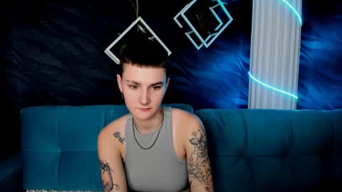 Snapshot of lindabryantt chatting on March 4, 10:13 am lindabryantt online show from March 4, 10:13 am