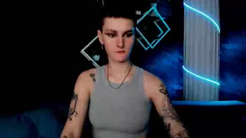 Snapshot of lindabryantt chatting on March 5, 1:50 pm lindabryantt online show from March 5, 1:50 pm