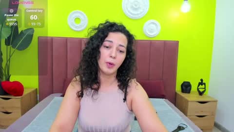 Linda online show from May 22, 1:46 am