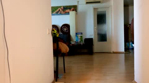 Linda online show from May 12, 6:32 am