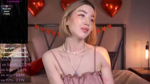 your Linda is back online show from February 15, 11:39 am