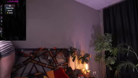 your Linda is back online show from October 21, 4:24 am