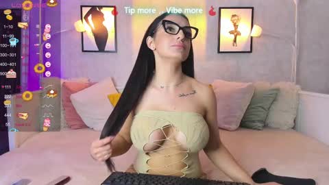 Alexandra online show from February 25, 5:25 pm