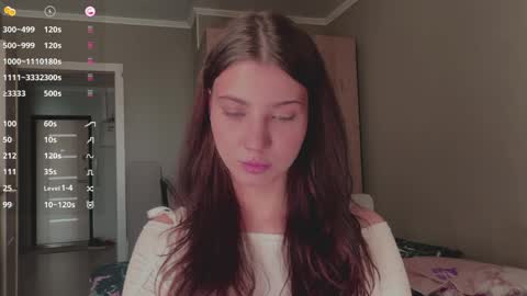 Linda online show from March 29, 1:33 pm