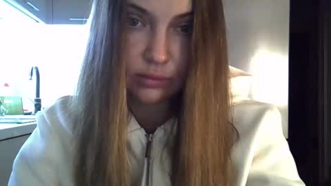 Anna online show from October 15, 6:30 pm