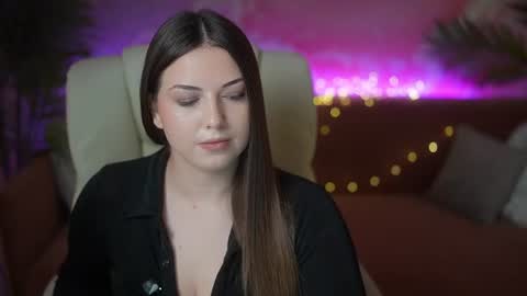 Lindsy online show from June 21, 6:49 am