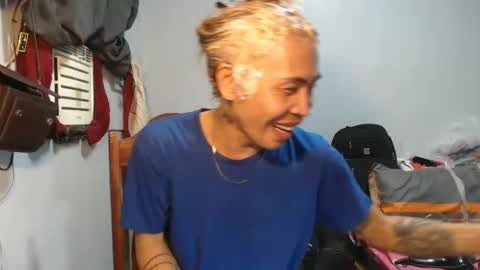 weng bustamante online show from December 30, 9:48 am