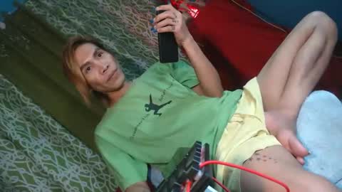 weng bustamante online show from October 5, 7:01 pm