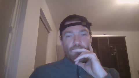 Snapshot of linguistixx333 chatting on December 17, 6:58 pm linguistixx333 online show from December 17, 6:58 pm