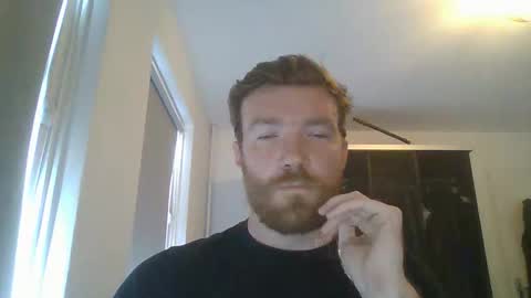 Snapshot of linguistixx333 chatting on March 23, 3:38 pm linguistixx333 online show from March 23, 3:38 pm