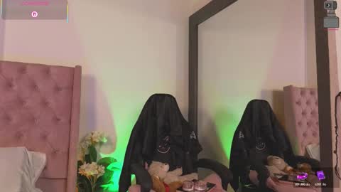 Snapshot of linoshka_1 chatting on March 17, 8:12 pm Luciana online show from March 17, 8:12 pm