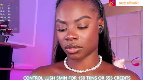 Snapshot of linsyadams chatting on January 14, 11:16 pm online show from January 14, 11:16 pm