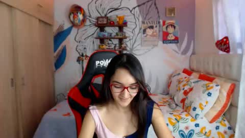 LinzyBaner online show from March 19, 9:52 pm