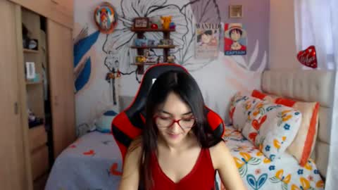 LinzyBaner online show from March 20, 10:03 pm