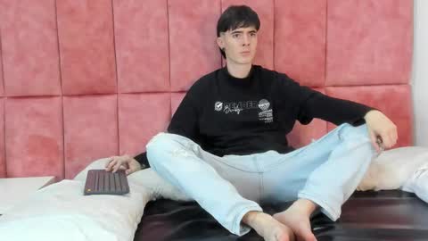 Lio online show from March 3, 4:18 am