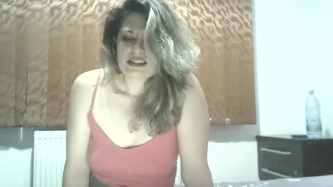 lionessmom online show from January 13, 10:04 pm