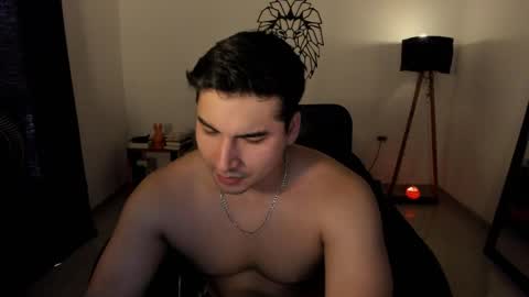 Lion online show from April 7, 8:31 pm