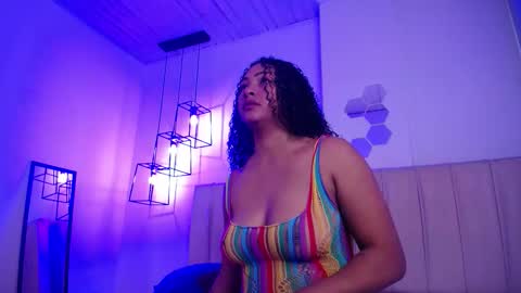 Snapshot of liora_rayne chatting on October 30, 1:56 pm liora_rayne online show from October 30, 1:56 pm