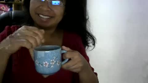 Snapshot of liora_selene chatting on May 24, 3:22 am liora online show from May 24, 3:22 am