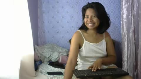 Liora selenex online show from November 16, 7:03 am