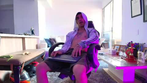 Lior Vante online show from February 9, 9:41 pm