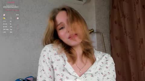 Lina online show from December 17, 1:33 am