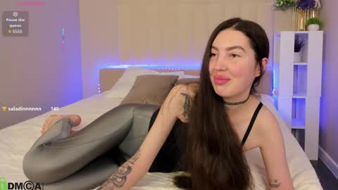 Lira revery online show from February 12, 11:00 pm