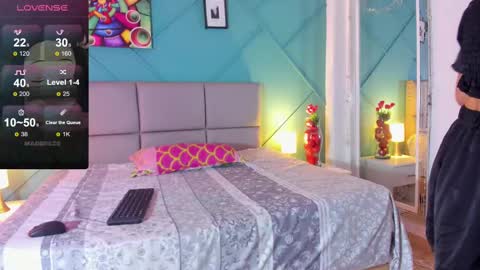 Snapshot of lirioswiitt_ chatting on February 10, 11:04 am lirius online show from February 10, 11:04 am