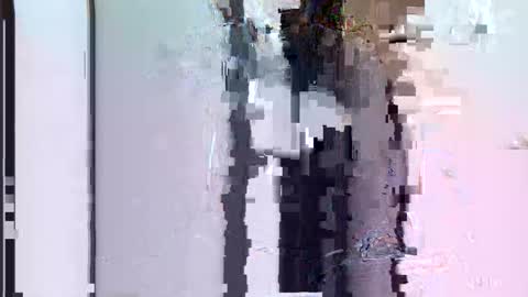 Snapshot of lisa_1011 chatting on March 13, 3:35 am lisa_1011 online show from March 13, 3:35 am