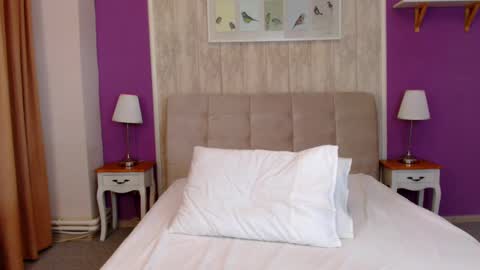 Lisa Caprice online show from February 15, 8:22 am