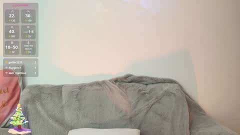 Snapshot of lisa_casper chatting on December 23, 6:05 pm Lisa online show from December 23, 6:05 pm