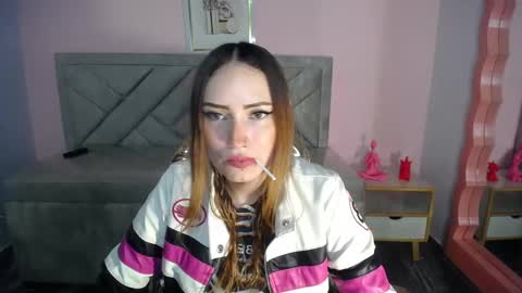 Lisa online show from February 12, 2:06 am