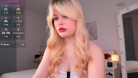 Lisa online show from May 15, 1:12 am