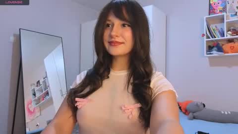 Snapshot of lisa_mzemta chatting on October 18, 3:02 pm Lisa online show from October 18, 3:02 pm