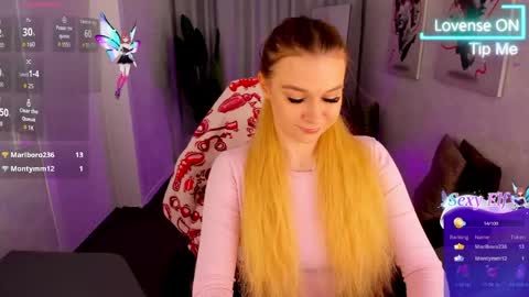 lisa_rabbit online show from May 12, 1:25 am