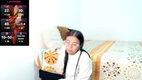 Snapshot of lisa_sexxy chatting on February 25, 2:33 pm faisury online show from February 25, 2:33 pm