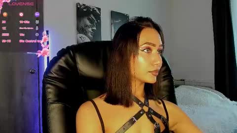 Lisa online show from September 26, 11:36 am