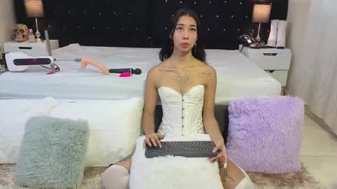 lisa_sweetas online show from January 17, 6:33 pm