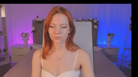 Snapshot of lisaaris chatting on June 10, 10:08 pm Lisa Aris online show from June 10, 10:08 pm