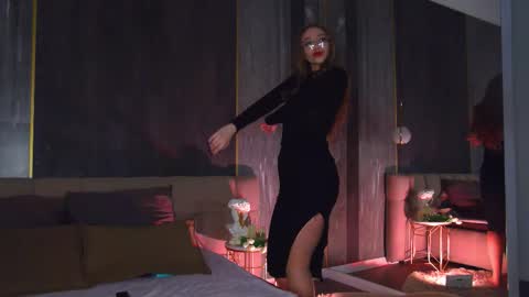 Lisa online show from February 7, 7:56 am