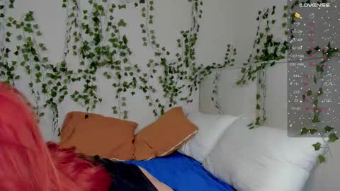 Snapshot of lisaflames chatting on November 2, 9:00 am Lisa online show from November 2, 9:00 am