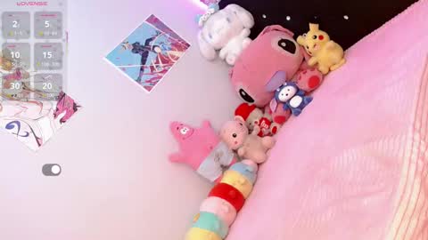 lisahadidd online show from December 14, 8:20 am