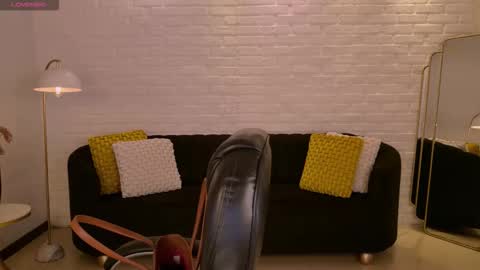 LISA MONROE online show from January 12, 8:58 pm