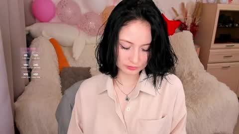 Snapshot of lisamooore chatting on April 22, 6:53 pm Lisa Moore online show from April 22, 6:53 pm