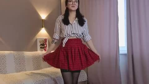 Kira online show from April 3, 6:11 am