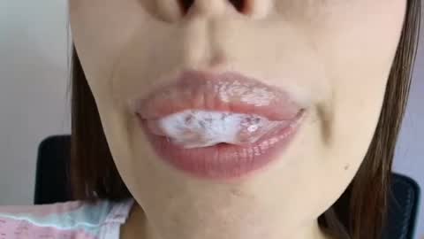 Snapshot of lisbet_21x chatting on September 20, 4:08 pm Lisbet online show from September 20, 4:08 pm