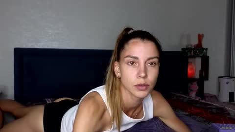 Snapshot of lisi4ka503933 chatting on September 18, 4:42 pm Lisi4ka online show from September 18, 4:42 pm