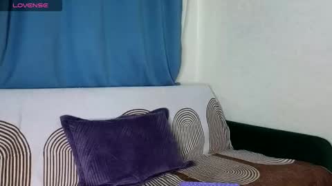 Kris Maks online show from October 11, 5:17 am