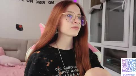 Snapshot of lisiasweet chatting on October 29, 12:29 pm Lika online show from October 29, 12:29 pm